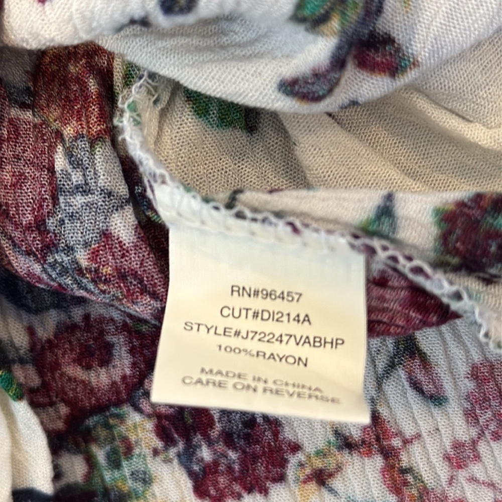 LUQ Rhee Tie Front Top Blouse V Neck Floral Off White Green Pink Women's Size S - Picture 4 of 10